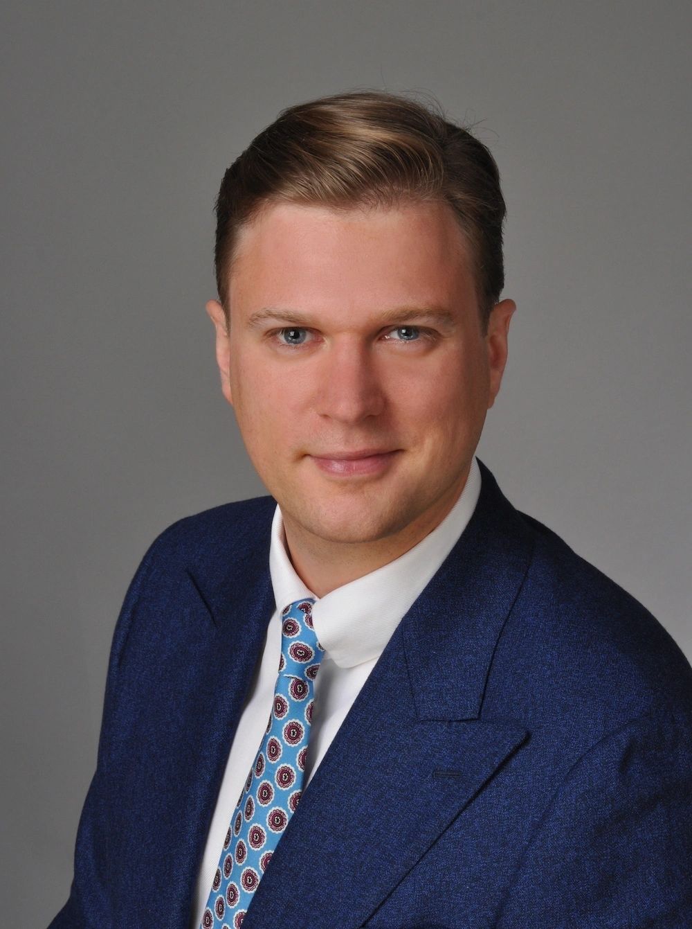 Porträt von Dr. David Schirrmacher, Finanzierungsberater und Autor